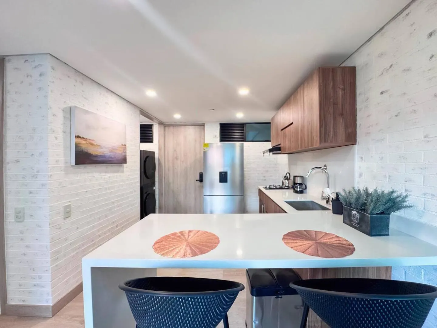 1Br Near Unicentro, Upb & 2Nd Parque Laureles Medellin Apartment