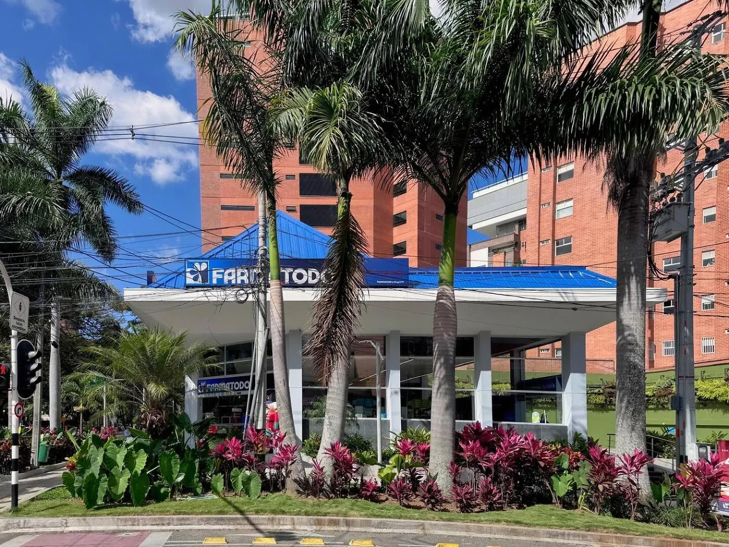 1Br Near Unicentro, Upb & 2Nd Parque Laureles Medellin