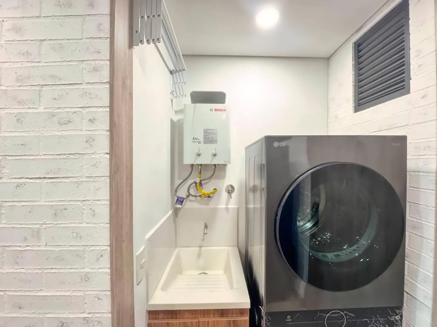 1Br Near Unicentro, Upb & 2Nd Parque Laureles Medellin 0*,
