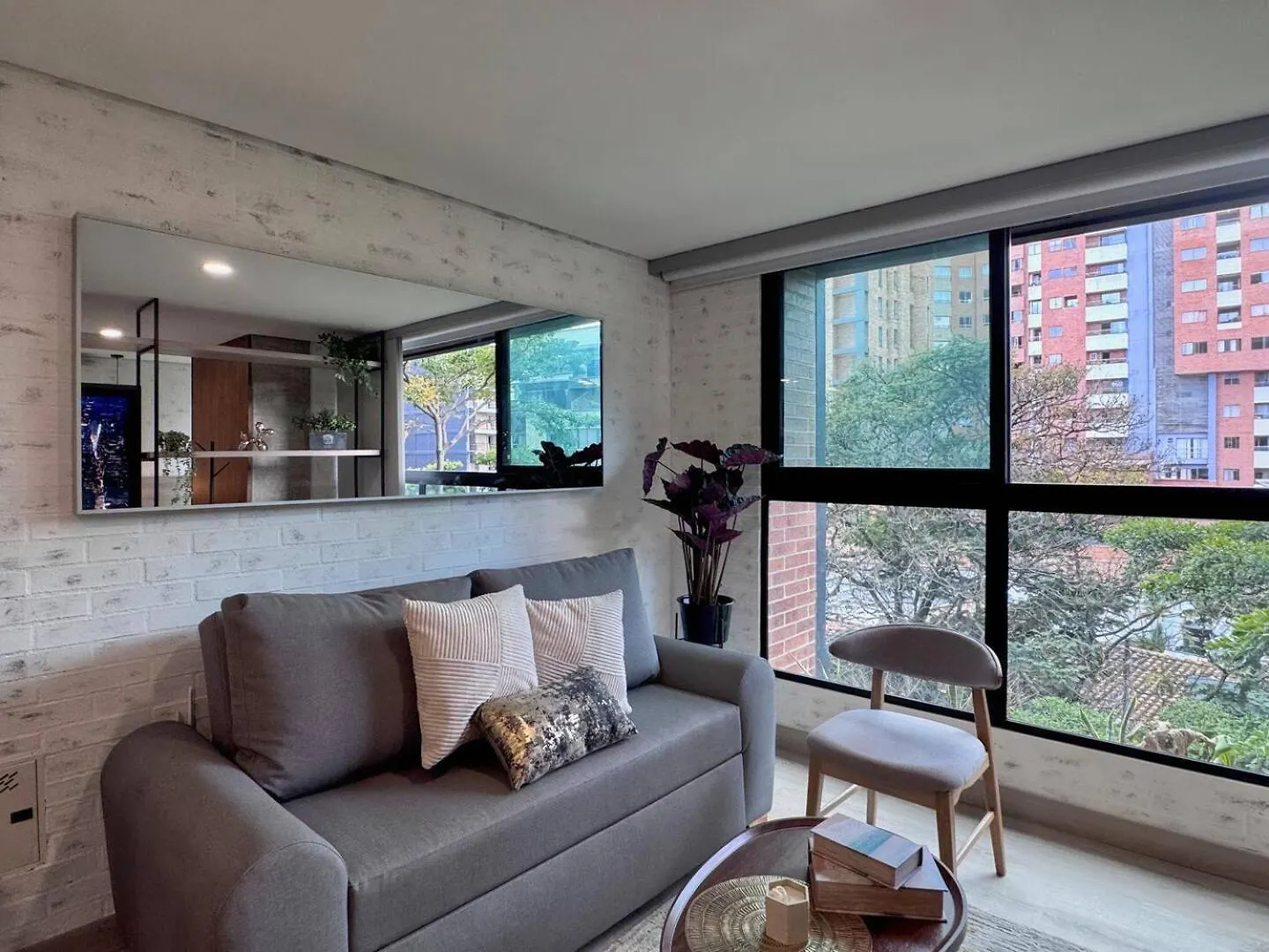 Apartment 1Br Near Unicentro, Upb & 2Nd Parque Laureles Medellin