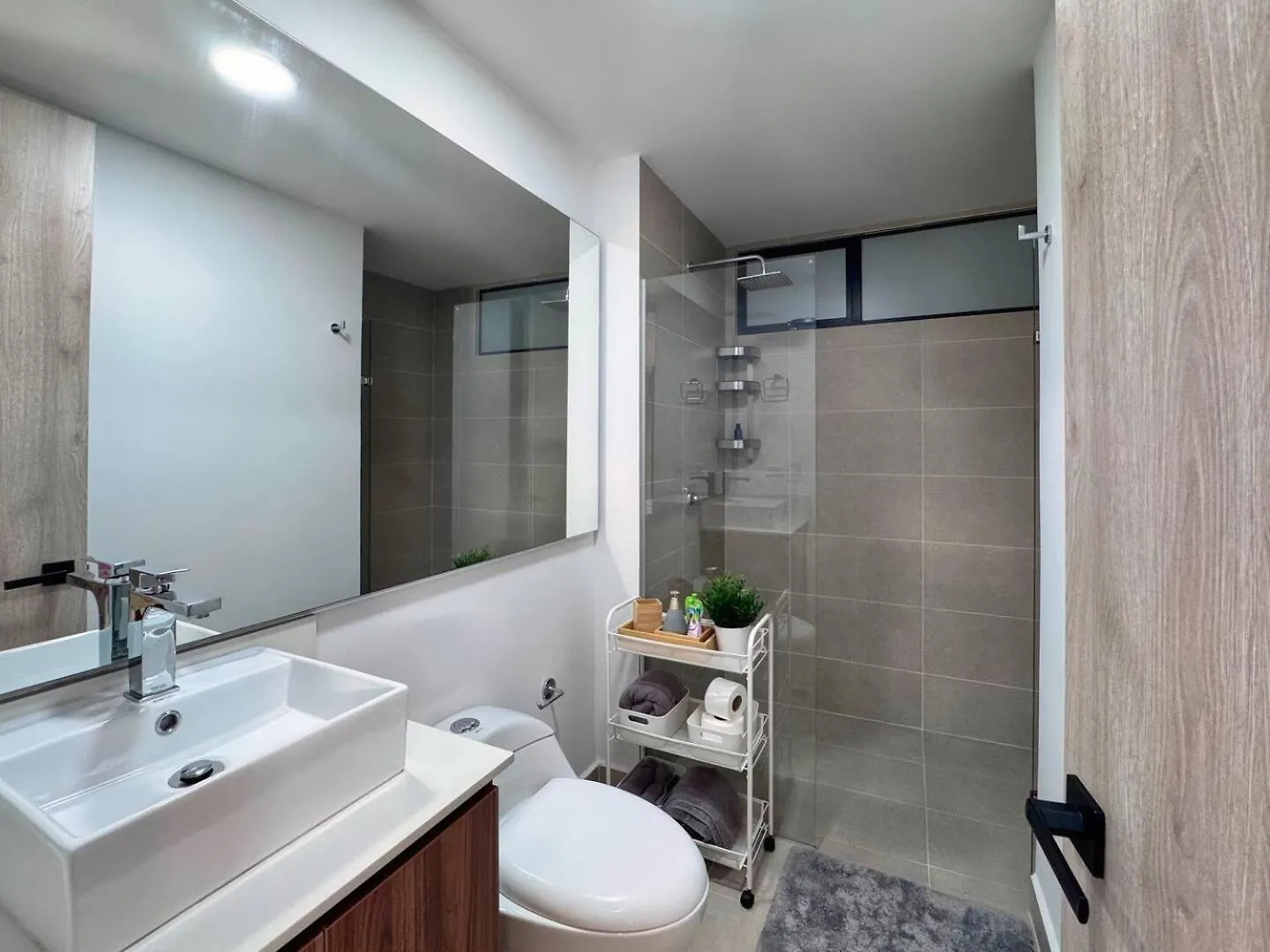 公寓 1Br Near Unicentro, Upb & 2Nd Parque Laureles 麦德林 哥伦比亚